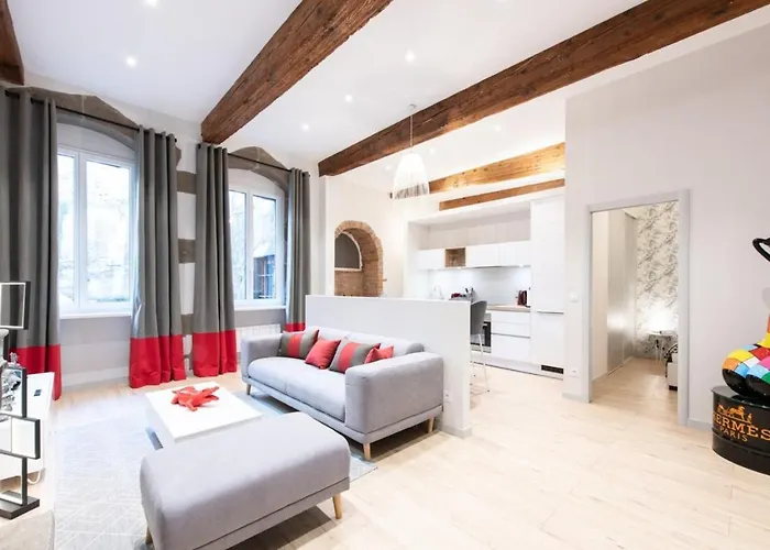 Altai Annecy Rent Lodge